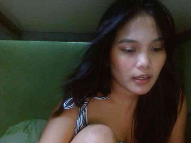 yourbabeaa webcam