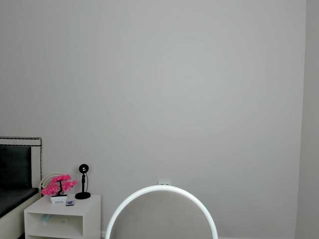 ainel-kim live cam on BongaCams