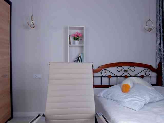 ainel-kim webcam