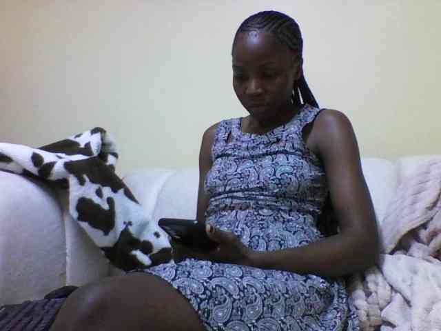 Queencaramel webcam