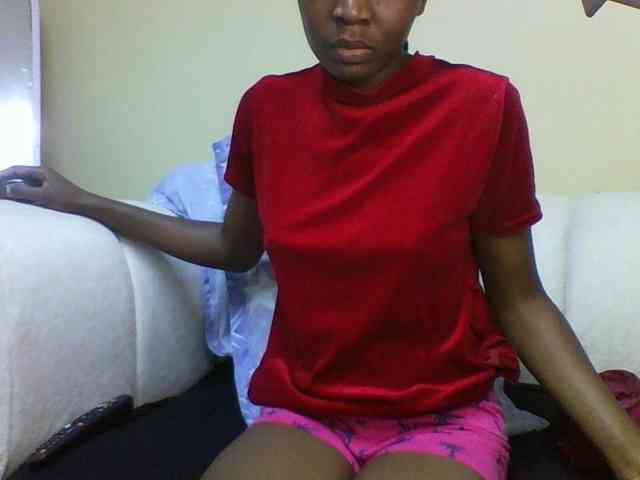 Queencaramel webcam