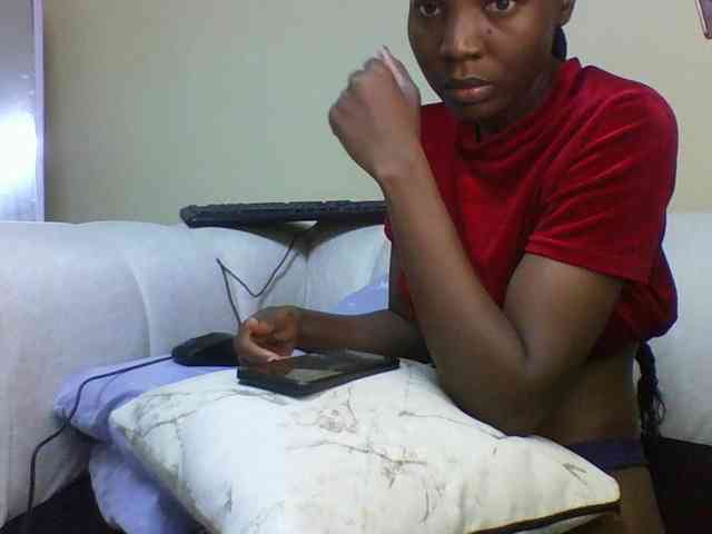 Queencaramel webcam