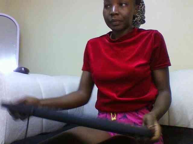 Queencaramel webcam