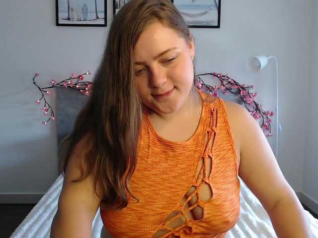 Krispyshot live cam on BongaCams