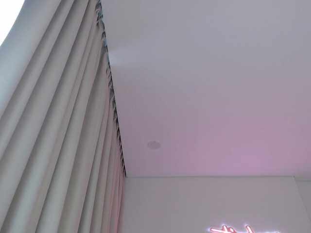 Krispyshot live cam preview