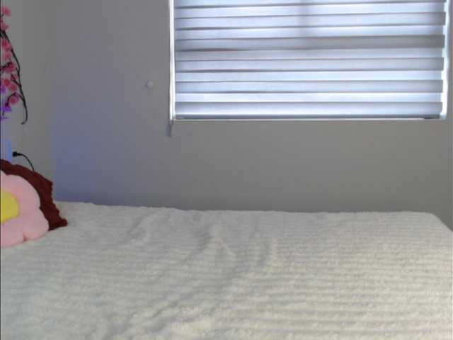 Krispyshot live cam on BongaCams
