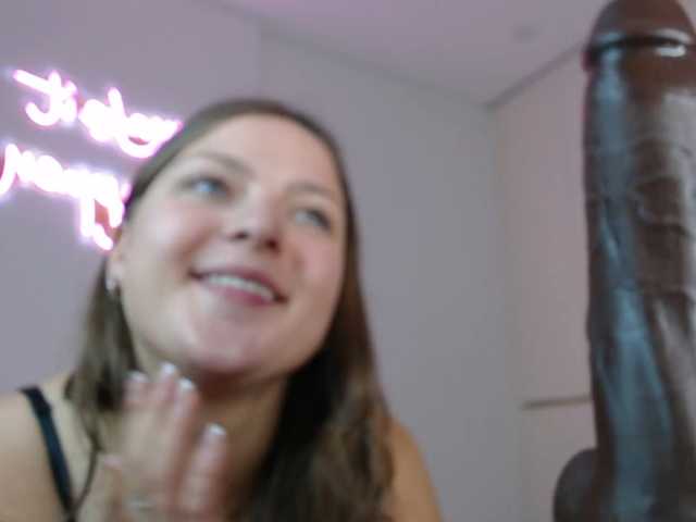 Krispyshot, en vivo ahora en BongaCams