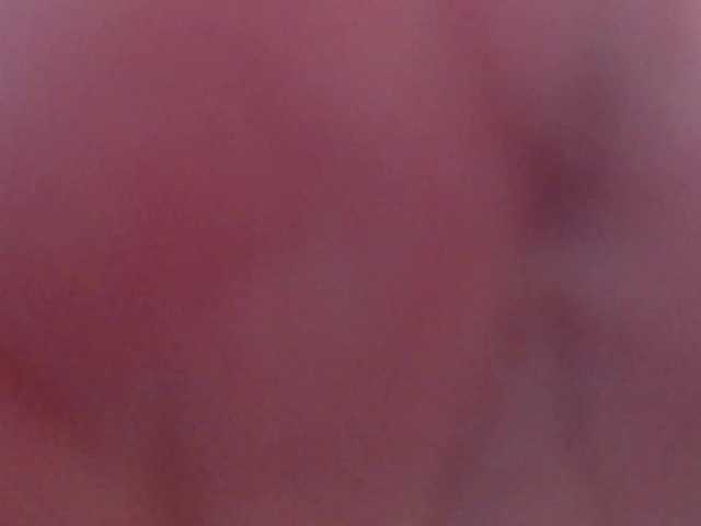 Krispyshot live cam on BongaCams