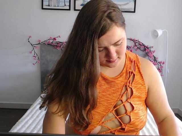 Krispyshot live cam on BongaCams