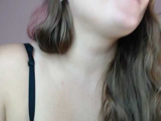 Krispyshot live cam preview