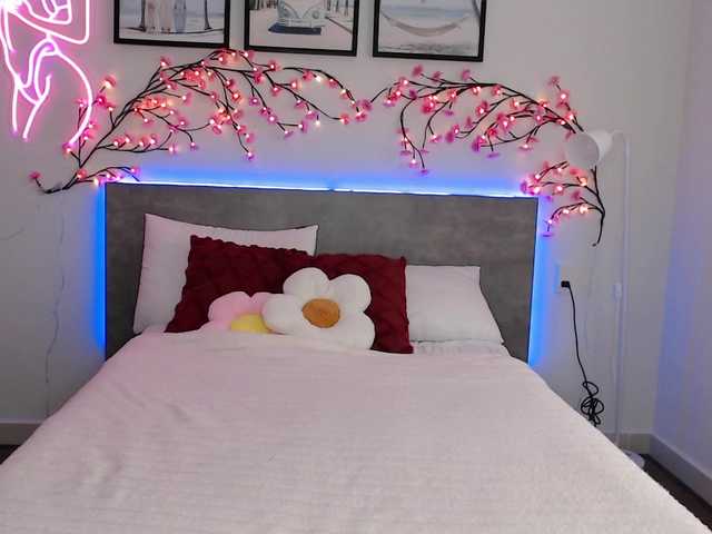 Krispyshot live cam on BongaCams