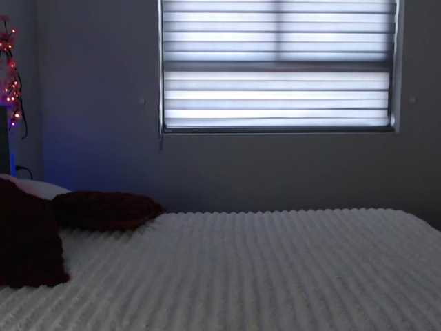 Krispyshot live cam on BongaCams