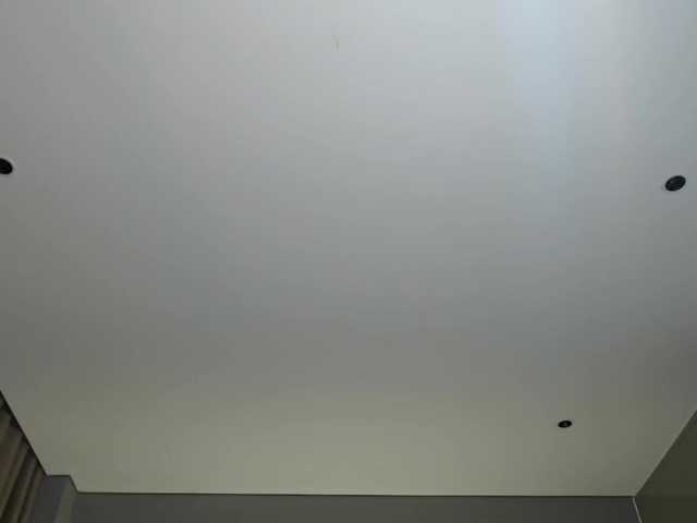 Krispyshot live cam on BongaCams