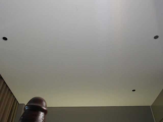 Krispyshot live webcam show