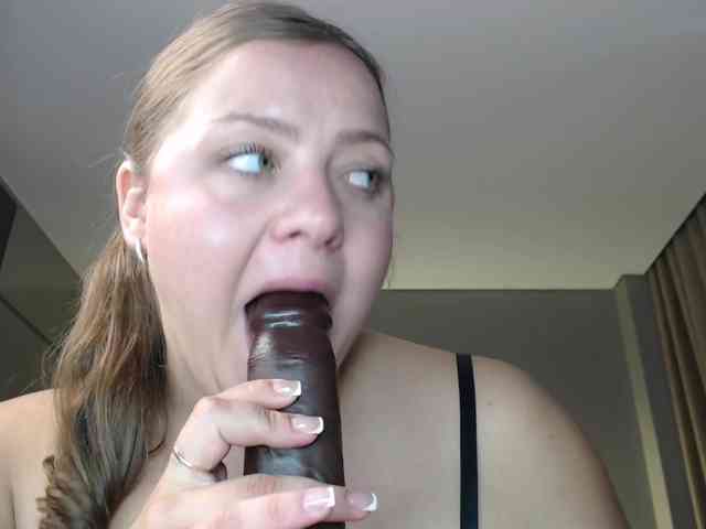 Krispyshot Live Webcam on BongaCams