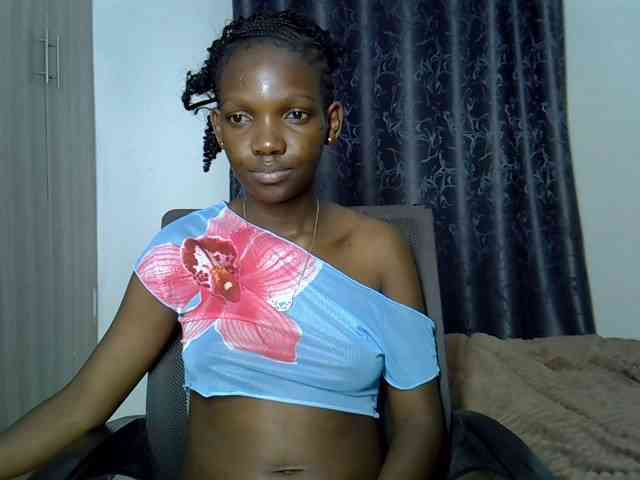 Prettydoll6 webcam