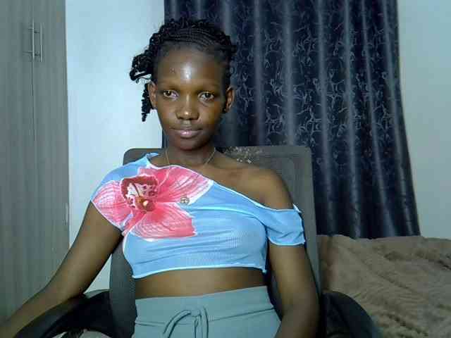 Prettydoll6 webcam