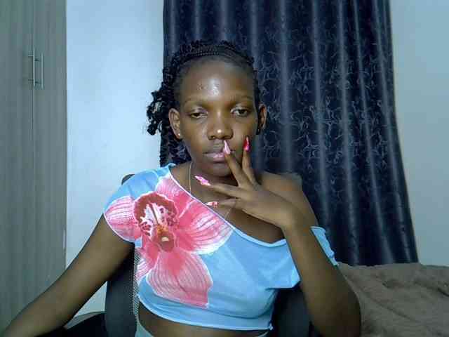 Prettydoll6 webcam