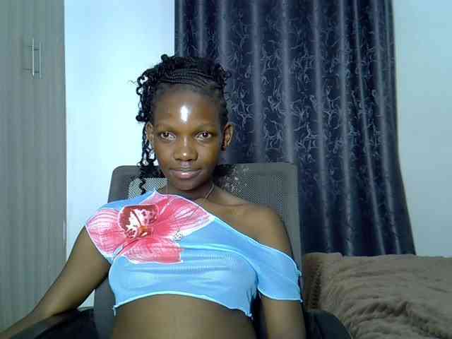 Prettydoll6 webcam