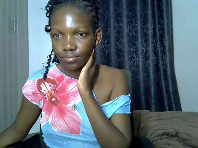 Prettydoll6 webcam