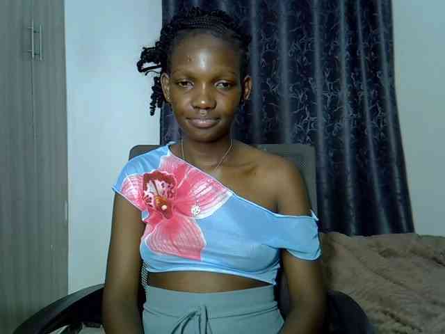 Prettydoll6 webcam