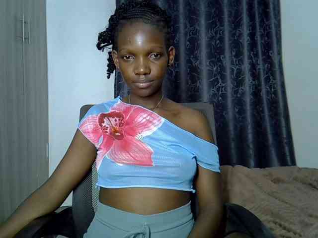 Prettydoll6 webcam