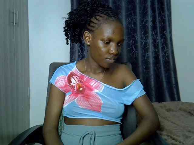 Prettydoll6 webcam