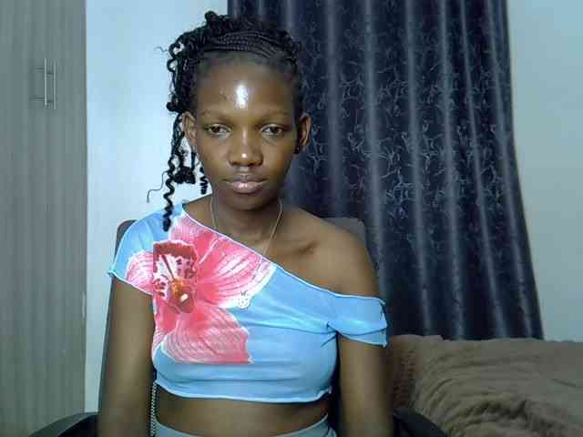 Prettydoll6 webcam