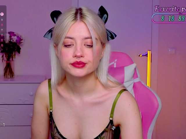 Blush-Im-crush live cam on BongaCams