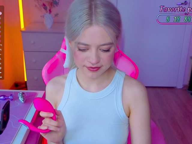 Blush-Im-crush live cam on BongaCams