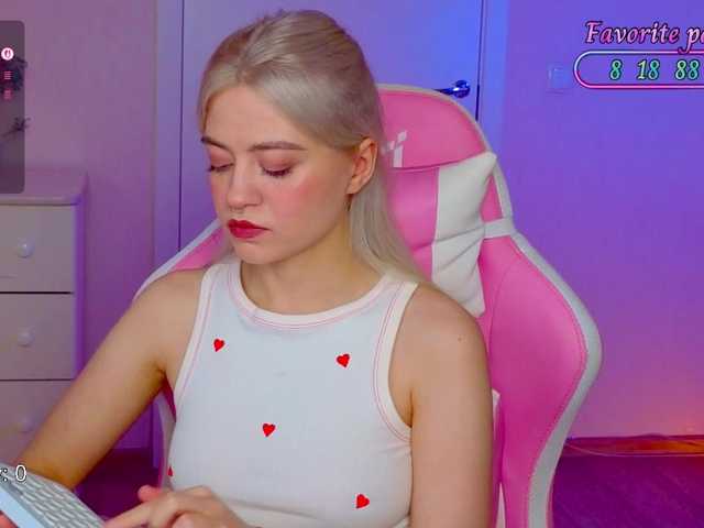 Blush-Im-crush live cam on BongaCams