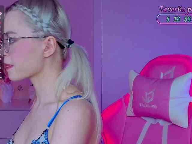 Blush-Im-crush webcam