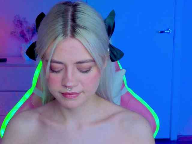 Blush-Im-crush webcam