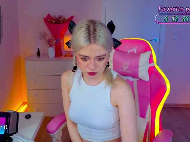 Blush-Im-crush webcam