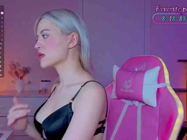 モデル: Blush-Im-crush