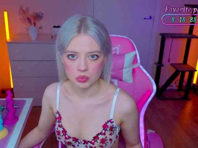 Blush-Im-crush webcam