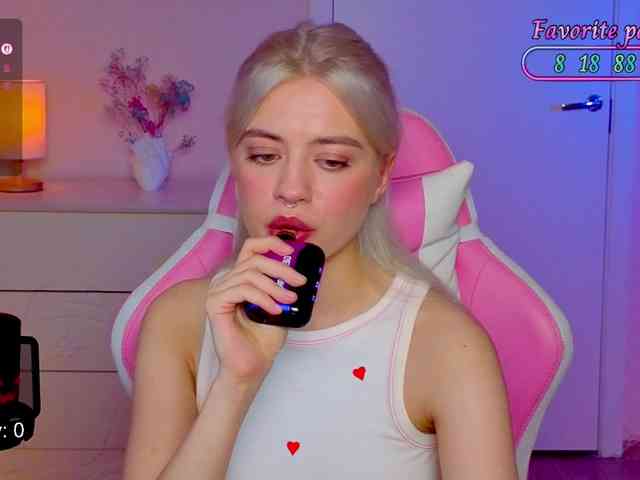 Blush-Im-crush webcam