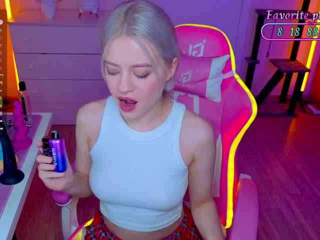 Blush-Im-crush webcam