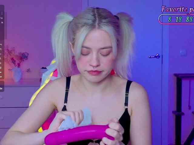 Blush-Im-crush webcam