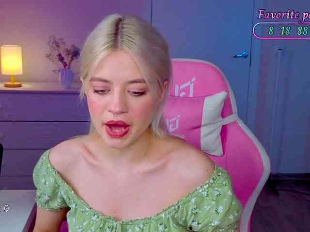 Blush-Im-crush webcam
