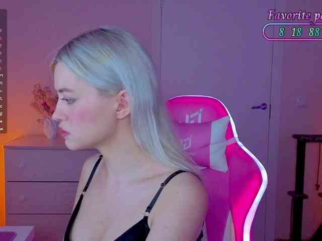 Blush-Im-crush webcam