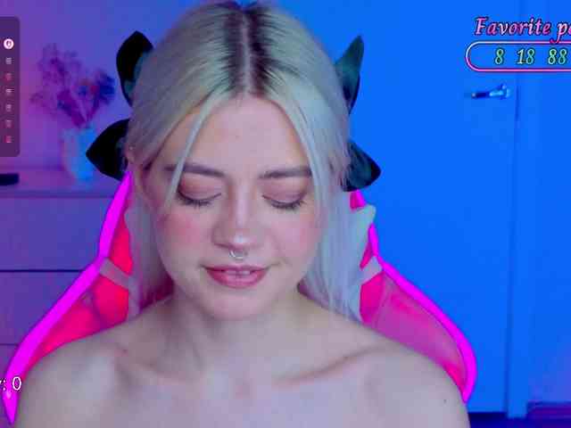 blush-im-crush's live room