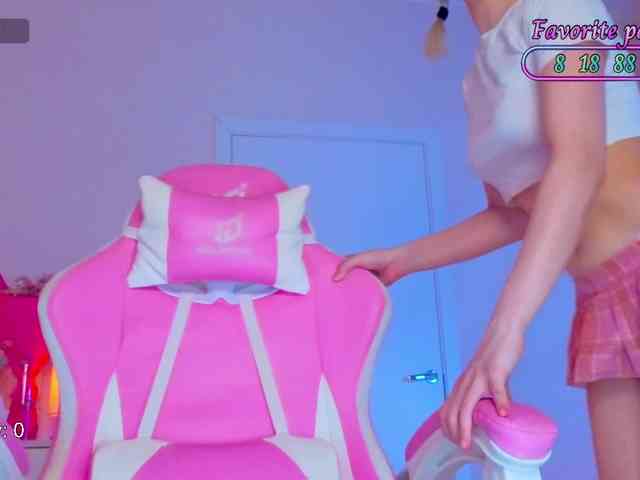 Blush-Im-crush webcam