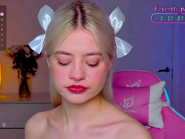 Blush-Im-crush webcam