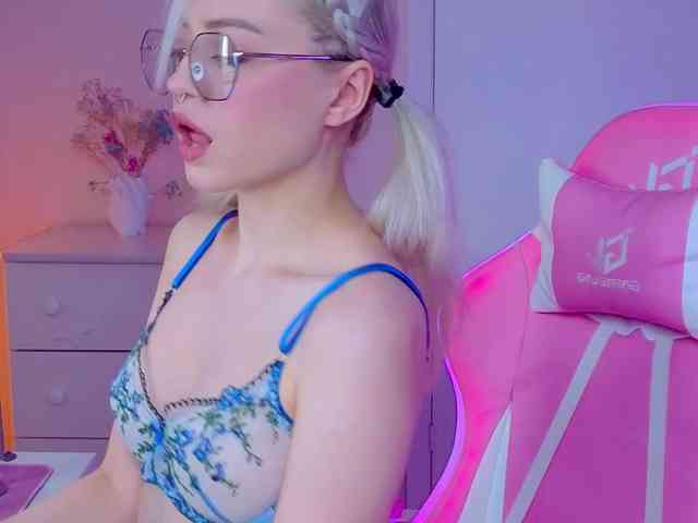 Blush-Im-crush webcam