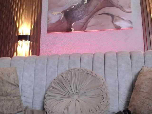 SweetyLally live cam on BongaCams