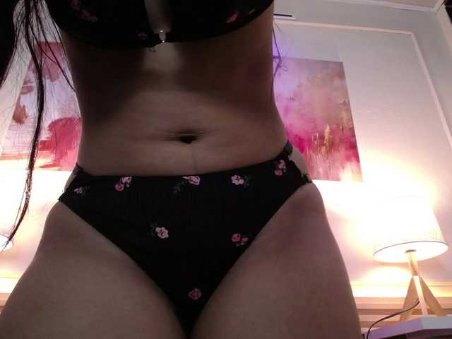 SweetyLally live webcam show
