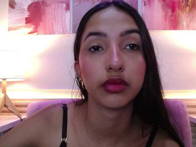 SweetyLally live webcam show