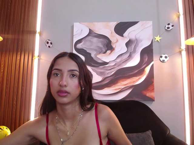 SweetyLally live cam on BongaCams