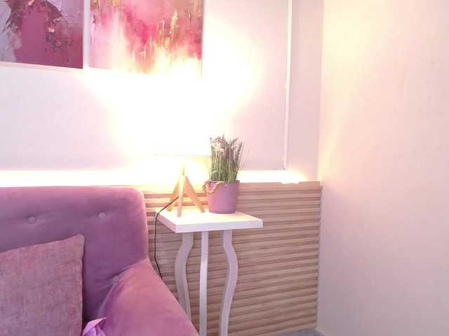 SweetyLally live cam on BongaCams
